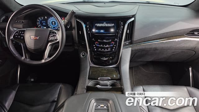 Cadillac Escalade 2019 — Фото 7/20