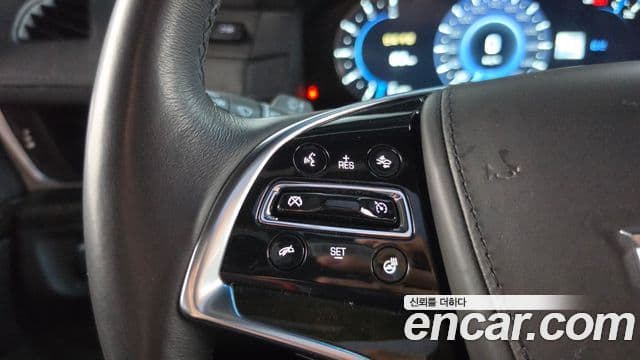 Cadillac Escalade 2019 — Фото 16/20