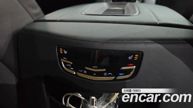 Cadillac Escalade 2019 — Photo 14/41