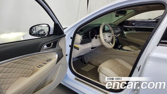 Genesis G70 2018 — Şəkil 23/35