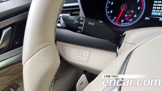 Genesis G70 2018 — Şəkil 9/35