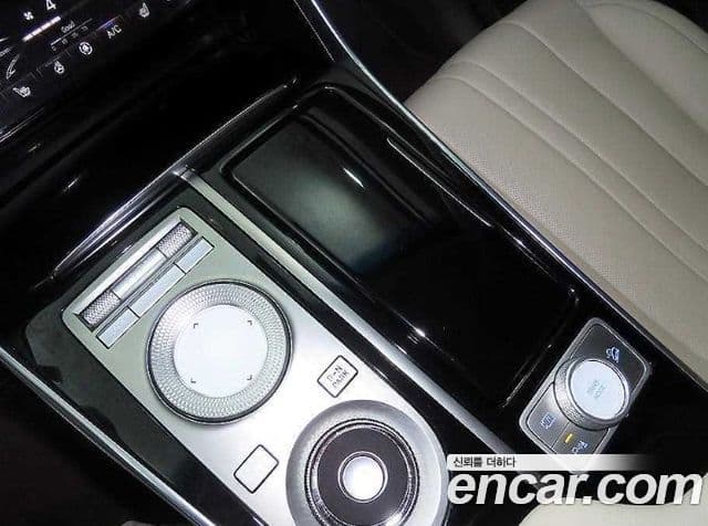 Genesis GV80 2022 — ფოტო 18/20