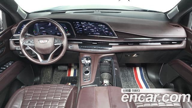 Cadillac Escalade 2022 — Şəkil 10/36
