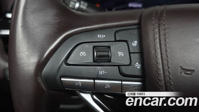 Cadillac Escalade 2022 — Şəkil 8/36