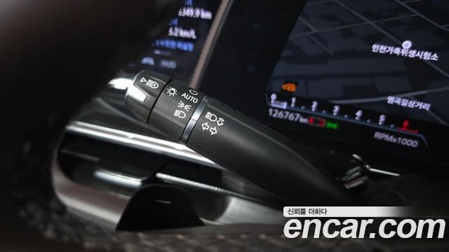 Cadillac Escalade 2022 — Şəkil 36/36