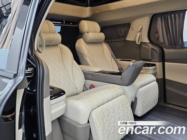 Kia Carnival 2025 — Фото 8/20