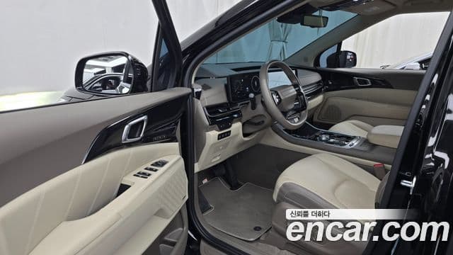 Kia Carnival 2025 — ფოტო 13/40