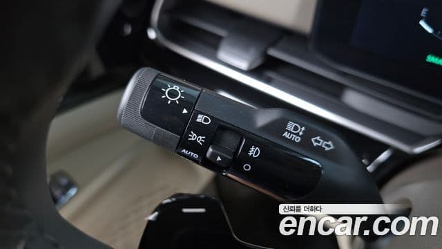 Kia Carnival 2025 — ფოტო 11/40