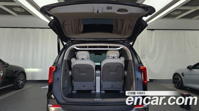 Kia Carnival 2025 — ფოტო 7/40