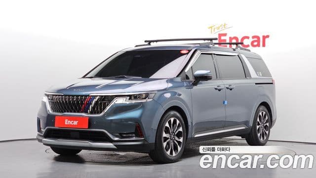 Kia Carnival 2020 — Фото 1/20