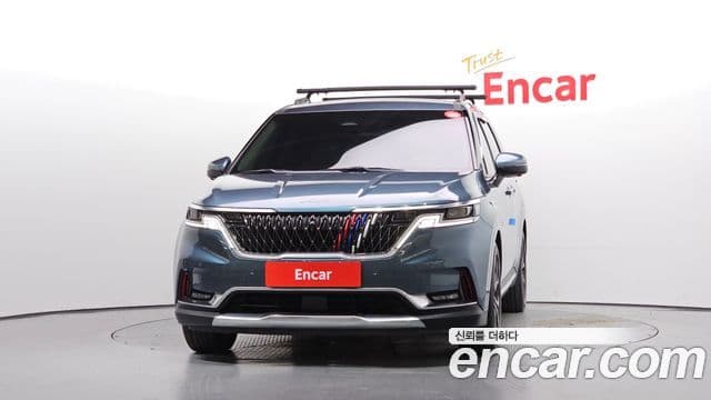 Kia Carnival 2020 — Фото 3/20