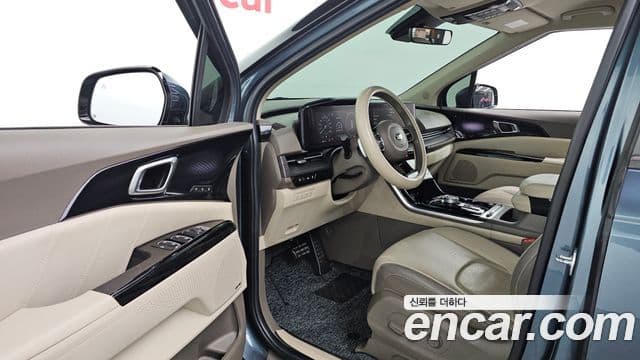 Kia Carnival 2020 — Фото 10/20