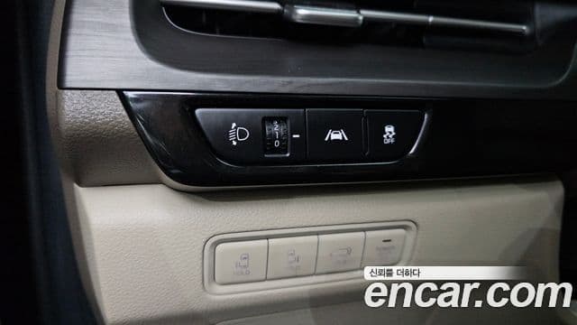 Kia Carnival 2020 — Фото 18/20