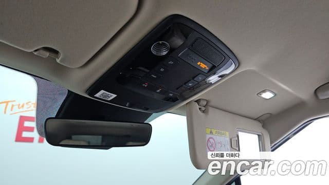 Kia Carnival 2020 — Фото 19/20