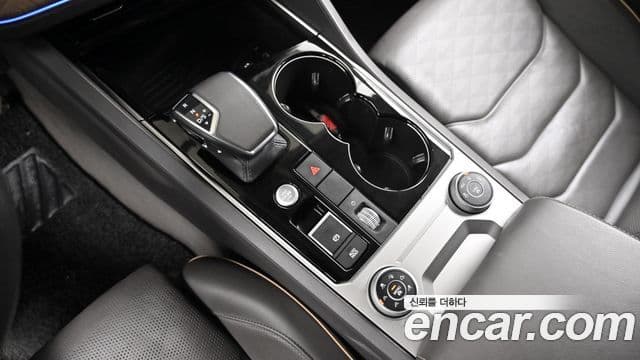Volkswagen Touareg 2020 — Photo 14/20