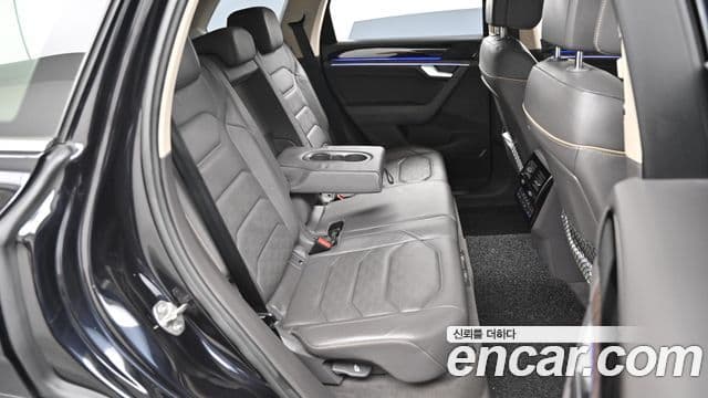 Volkswagen Touareg 2020 — Photo 13/20
