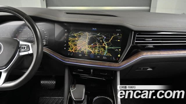 Volkswagen Touareg 2020 — Photo 20/20