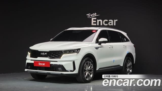 Kia Sorento 2023 — Фото 1/20