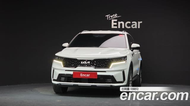 Kia Sorento 2023 — Фото 3/20