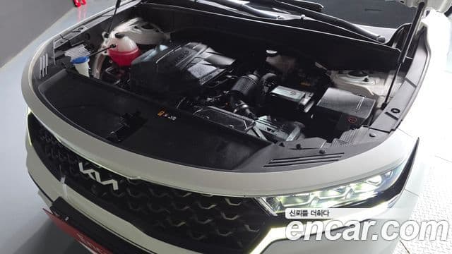 Kia Sorento 2023 — Фото 6/20