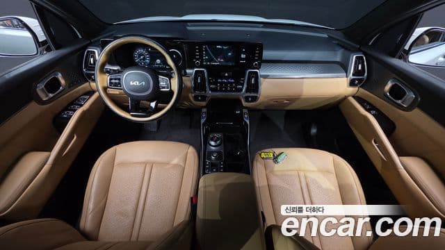 Kia Sorento 2023 — Фото 7/20
