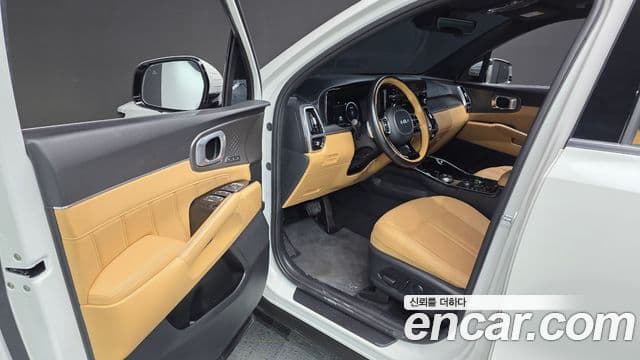 Kia Sorento 2023 — Фото 10/20