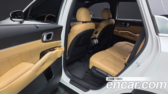 Kia Sorento 2023 — Фото 12/20