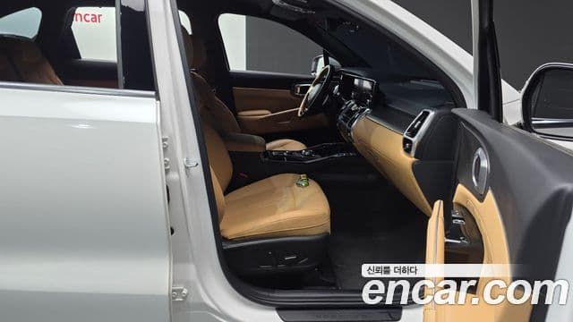 Kia Sorento 2023 — Photo 28/36