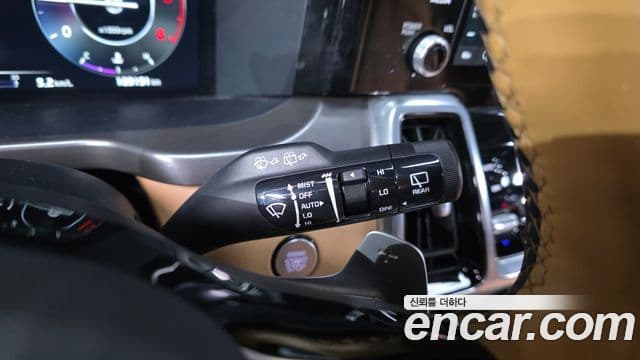 Kia Sorento 2023 — Photo 27/36