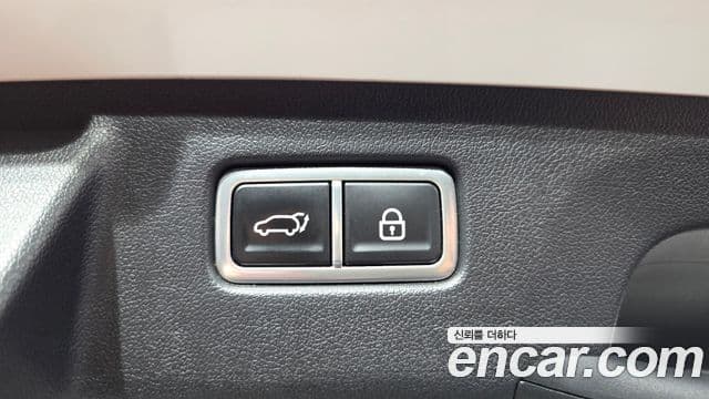 Kia Sorento 2023 — Фото 16/20
