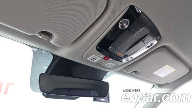 Kia Sorento 2023 — Фото 18/20