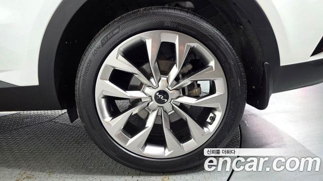 Kia Sorento 2023 — Photo 11/33