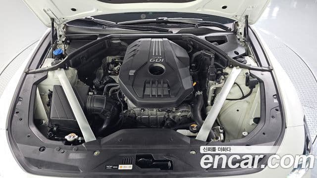 Genesis G70 2020 — Photo 10/20