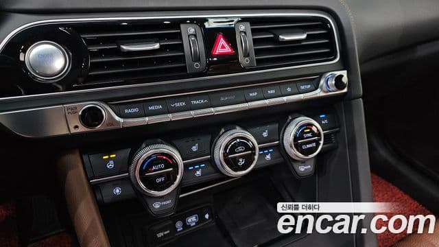 Genesis G70 2020 — Photo 18/20