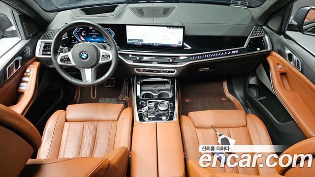 BMW X7 2023 — Photo 26/37