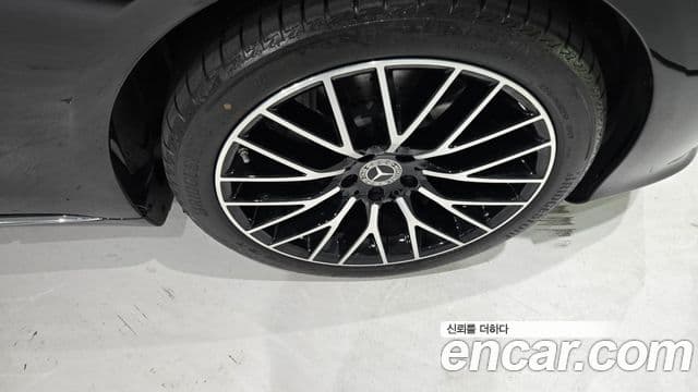 Mercedes-Benz S-Class 2026 — Photo 17/20