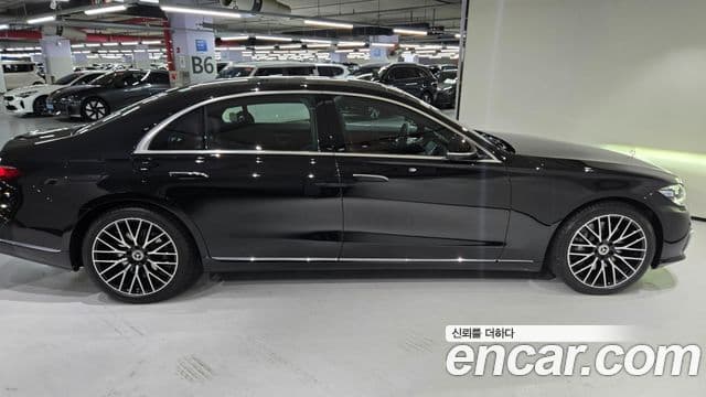 Mercedes-Benz S-Class 2026 — Photo 3/20