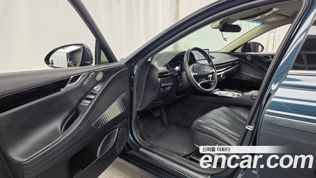 Genesis G80 2022 — ფოტო 5/20