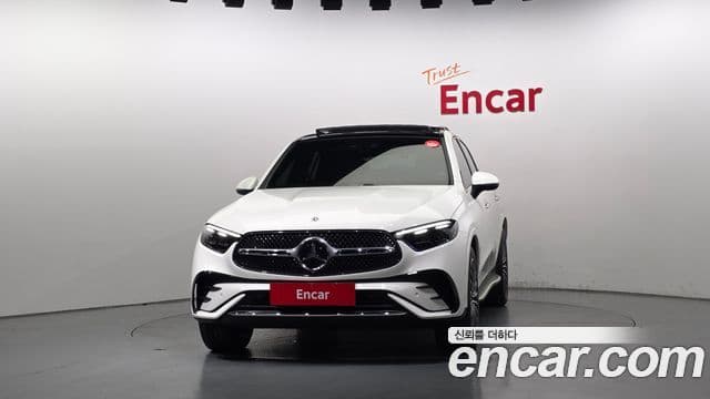 Mercedes-Benz GLC-Class 2025 — Photo 10/20