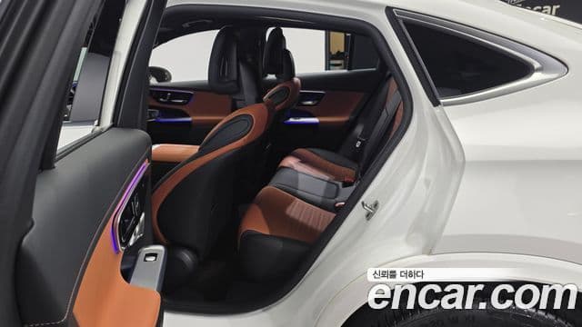 Mercedes-Benz GLC-Class 2025 — Photo 2/20