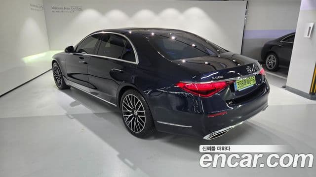 Mercedes-Benz S-Class 2025 — Photo 3/20