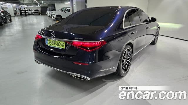 Mercedes-Benz S-Class 2025 — Photo 19/20
