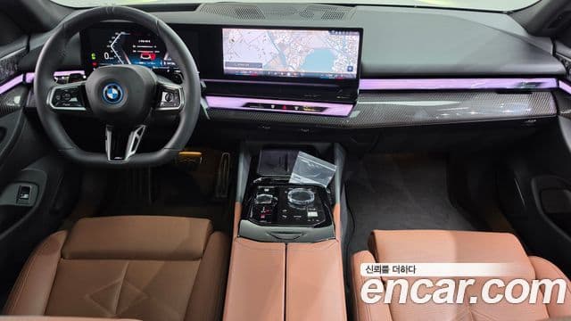 BMW 5 Series 2025 — Photo 15/34