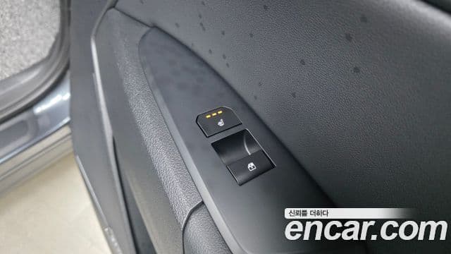 Kia Sportage 2025 — Photo 11/32