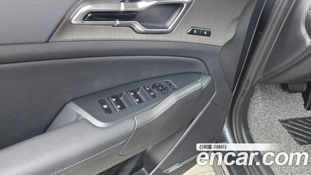 Kia Sportage 2025 — Photo 13/32
