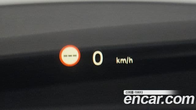 Mini Cooper Electric 2023 — ფოტო 11/30