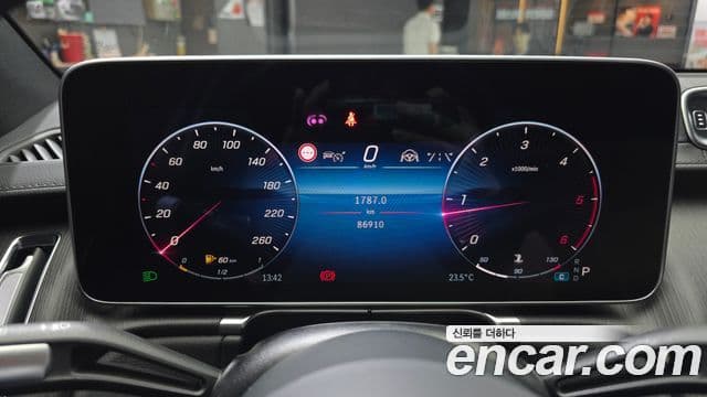 Mercedes-Benz S-Class 2021 — ფოტო 7/34