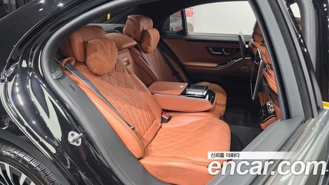 Mercedes-Benz S-Class 2021 — Photo 1/34
