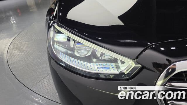 Mercedes-Benz S-Class 2021 — Photo 34/34