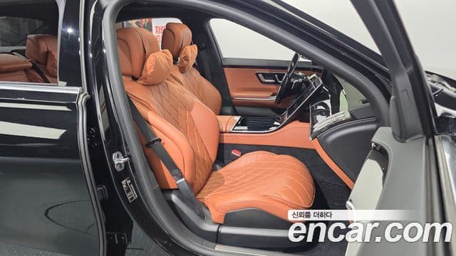 Mercedes-Benz S-Class 2021 — Photo 7/34